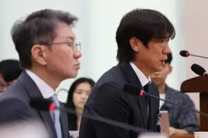 압수수색에 심판 성접대 의혹까지 잇단 파문에 외신도 한국축구 집중 조명