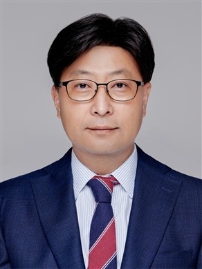 고상백 연세대 원주의과대학 교수가 7일 제11대 한국보건산업진흥원장에 임명됐다. 보건복지부 제공