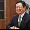 與의원 “폐기 버스를 청년 주거공간으로”…“의원님부터 들어가 사시라” ‘부글’