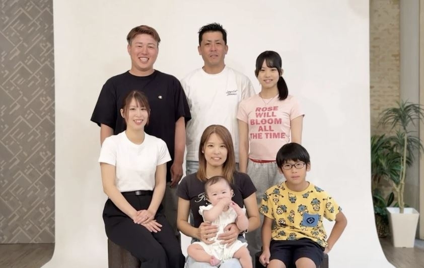 일본 히로시마에 거주하는 A씨(36)의 대가족 일상이 현지 방송사를 통해 소개돼 화제다. 사진=아베마TV
