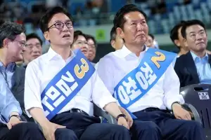 김민석, 제주·인천 경선 승리…누적 득표 0.87%P차로 鄭에 역전(종합)