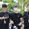 친모 살해 10대 남성…“죄송하지 않냐” 묻자 ‘묵묵부답’