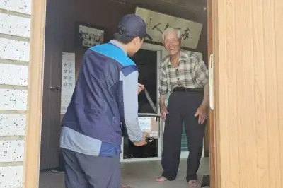 전국 최초 우체국 집배망 활용… ‘강진형 통합돌봄’ 주목
