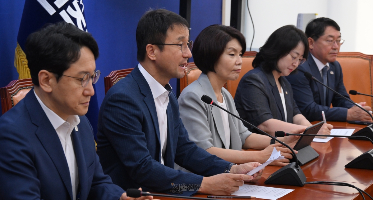 한병도 더불어민주당대표 직무대행 겸 원내대표가 10일 국회에서 열린 원내대책회의에서 발언 하고 있다.2026.8.10. 안주영 전문기자