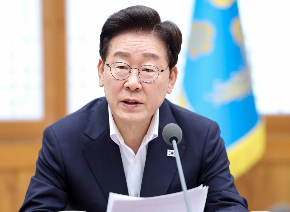 이재명 대통령이 10일 청와대에서 열린 메가프로젝트 민관합동 제2차 점검회의에서 발언하고 있다. 2026.8.10 연합뉴스
