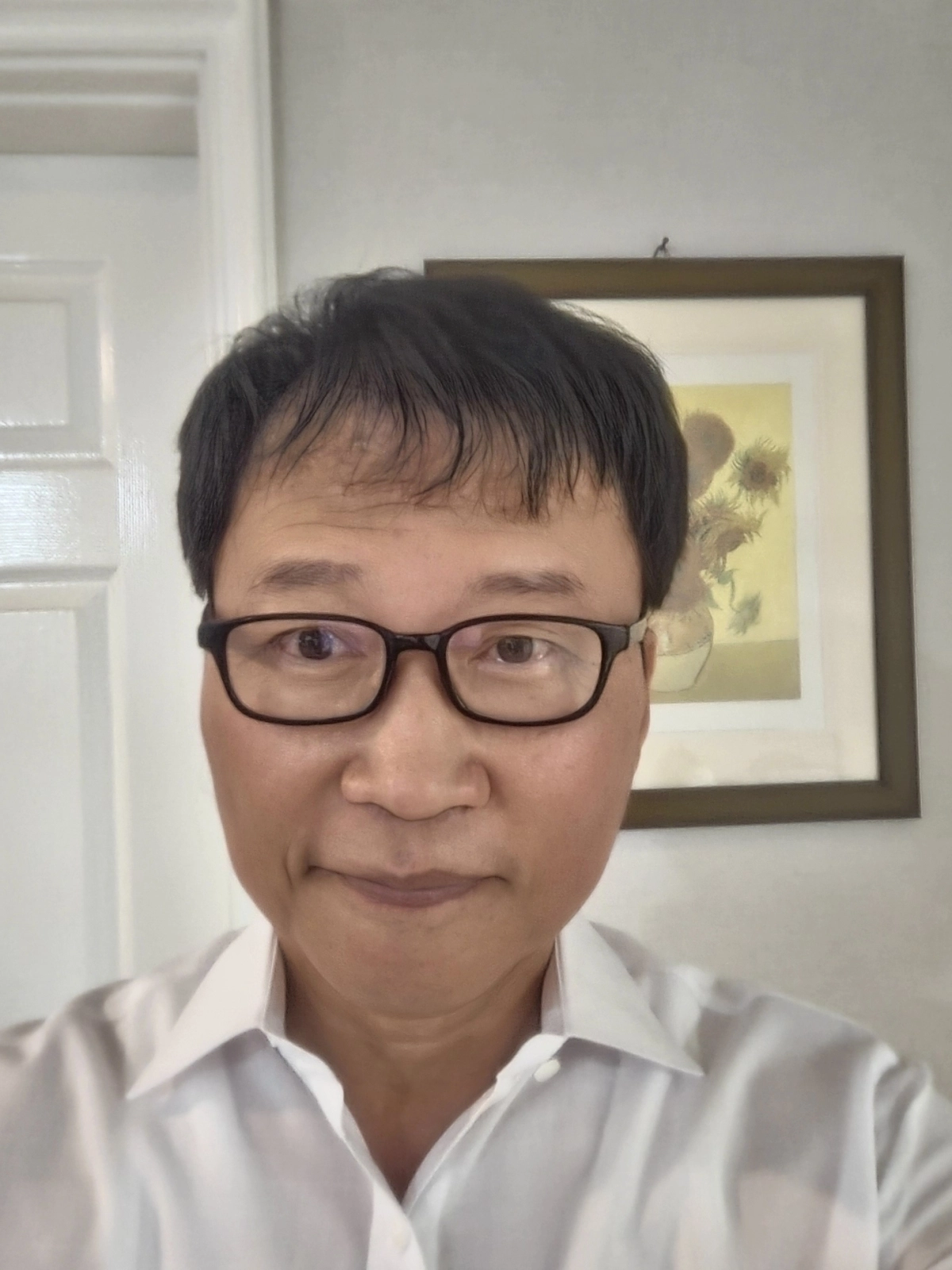 코레일(한국철도공사) 필기시험 과목인 철도법령 수험서를 발간한 이민철 전 코레일 상임이사