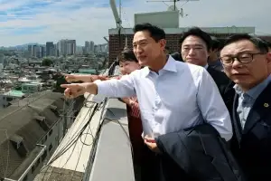 오세훈 “정비사업으로 가구수 안 는다는 건 잘못된 말씀”