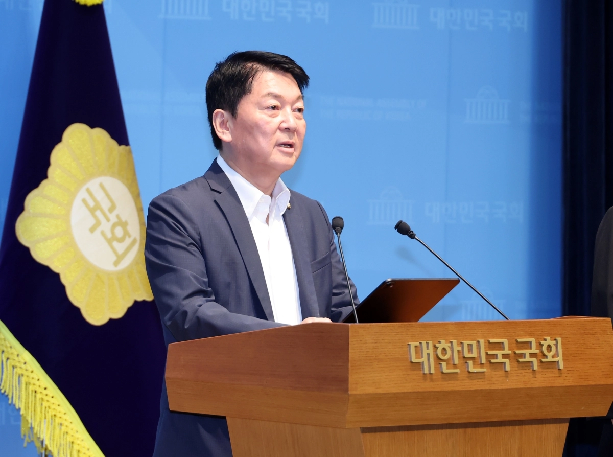 안철수 의원, “조작강화특위 쇄신은”