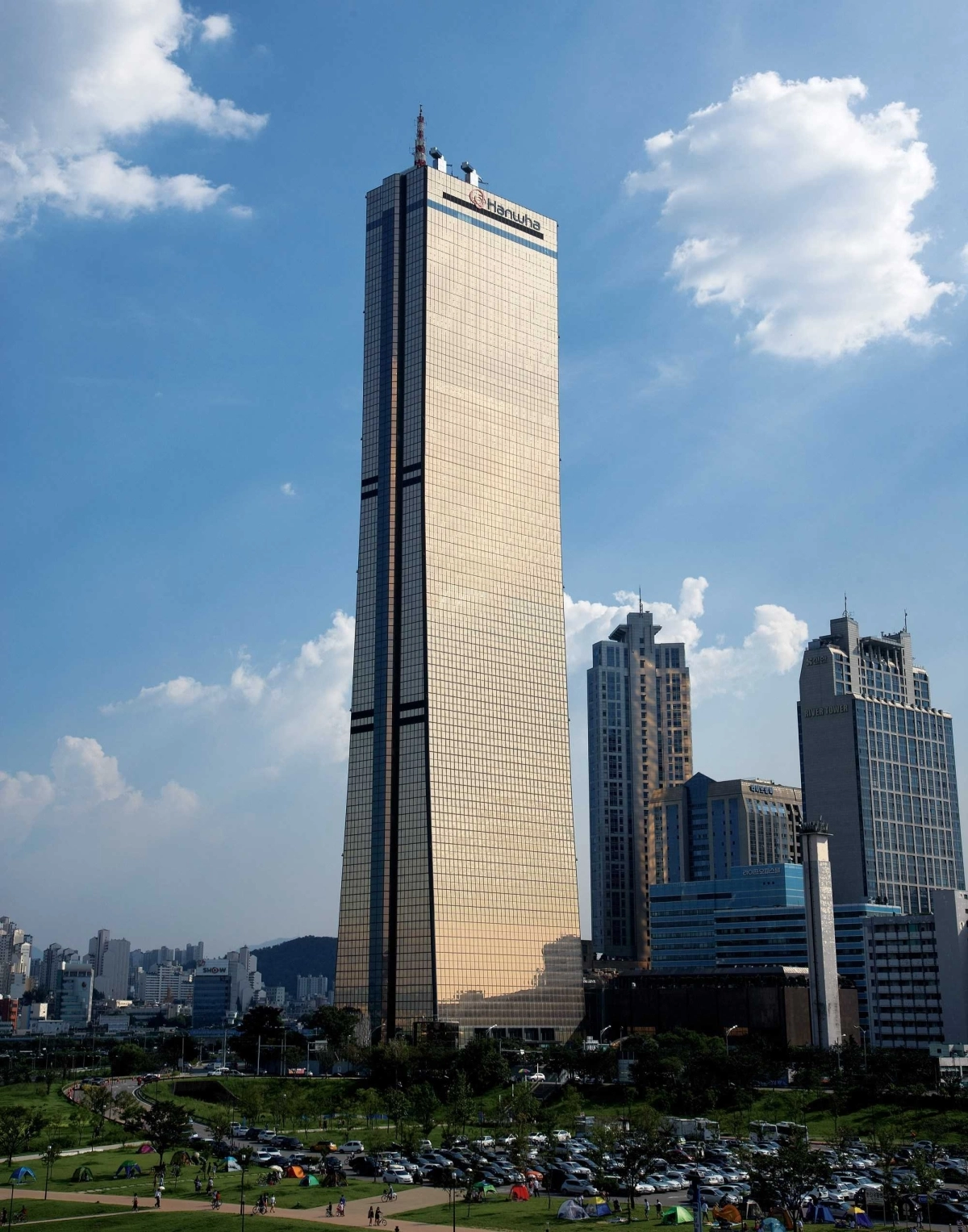 한화생명 본사가 있는 서울 여의도 63빌딩 전경. 한화생명 제공