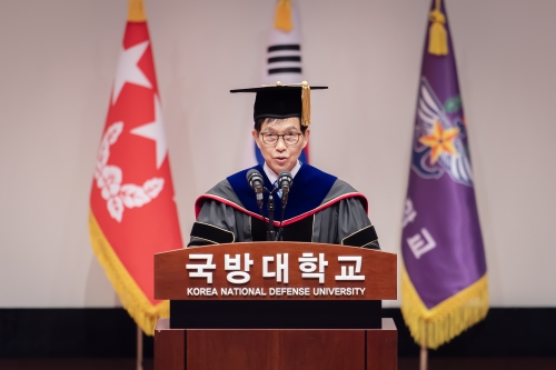 국방대, 이광형 전 카이스트 총장에 명예 군사학박사 수여