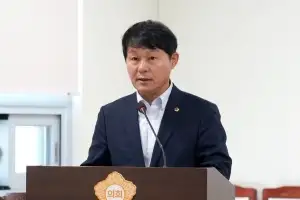 정병용 하남시의회 의장, 제10대 의회 의원발의 조례안 ‘1호’… 성년 축하금 지원 조례 상임위 통과
