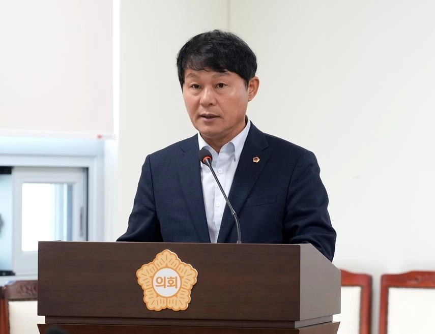 하남시의회 정병용 의장이 발의한 ‘하남시 성년 축하금 지원 조례안’이 지난 12일 하남시의회 자치행정위원회 심사를 통과했다. 하남시의회 제공