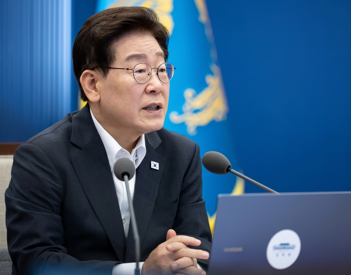 이재명 대통령이 13일 청와대에서 열린 수석보좌관회의에서 발언하고 있다. 2026.8.13 연합뉴스