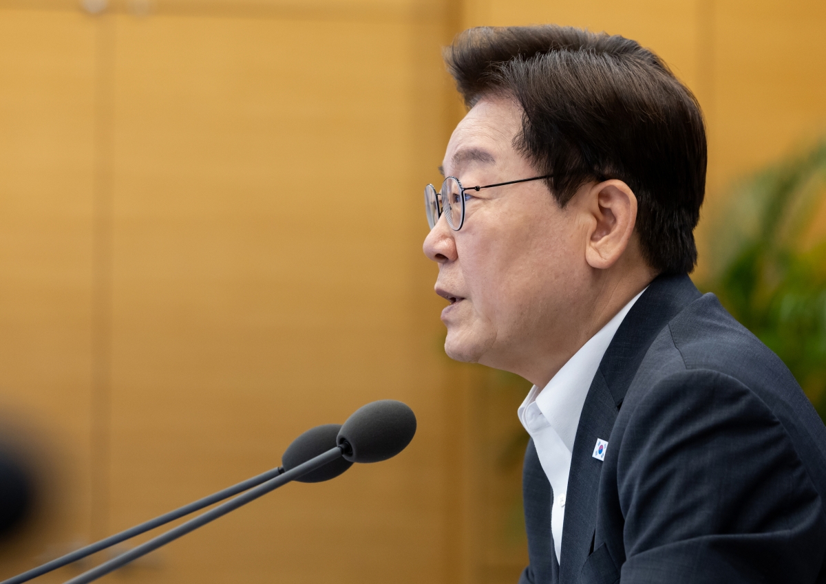 이재명 대통령이 13일 청와대에서 열린 수석보좌관회의에서 발언하고 있다. 2026.8.13 연합뉴스