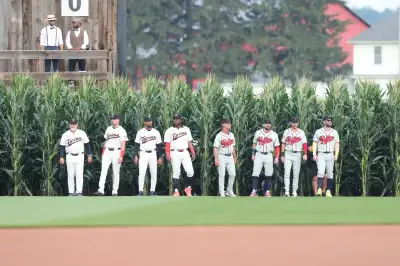 4년 만에 옥수수밭 ‘꿈의 구장’서 열린 MLB…슈워버, 홈런 2방에 필라델피아 승