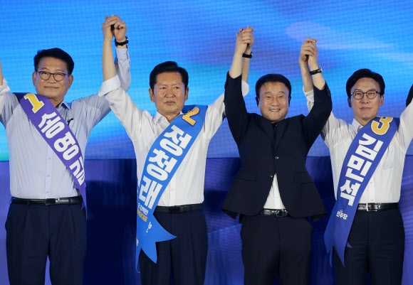 서울 합동연설회 나선 민주당 당권주자 3인