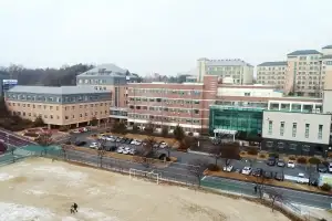 강원대 의대 ‘통합 6년제’ 도입…“지역의료인재 양성”