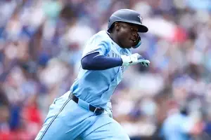 두산 대체 왜 방출했지? 카메론 MLB서 장타…세베리노는 부진한데