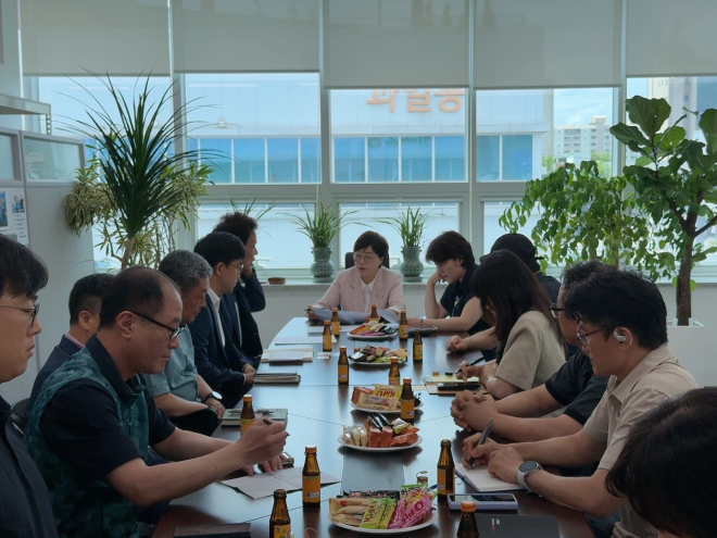 박옥분.조명자 경기도의원, 수원농수산도매시장 찾아 현장 애로사항 점검