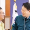 ‘용산 반대’ 오세훈 겨눈 李… “집값 폭등 가능성 높이면 안돼”