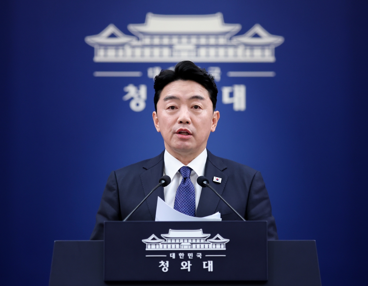 강훈식 비서실장이 10일 청와대 춘추관에서 브리핑을 하고 있다. 2026.8.10 연합뉴스