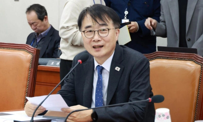 김준환, 박충권 향해 “김일성 만세 부르던 사람”…“아픔 준 데 사과” | 서울Pn