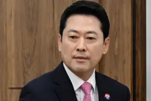 ‘당대표 거취’ 논의 움직임에 불만… “불출마하라” 중진들 때린 장동혁