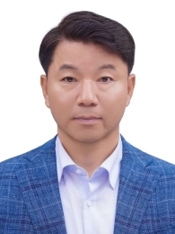 김홍철 국방부 정책실장