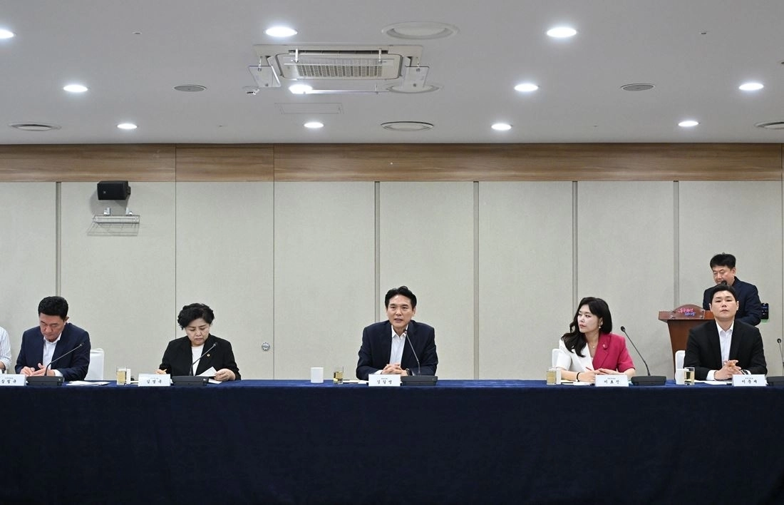 20일 열린 서울시의회 국민의힘-서울시 정책협의회에서 발언중인 김길영 대표의원. 서울시의회 제공
