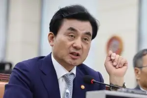 국방부 “北 ‘전술핵 탑재 주장’ 방사포 전방 배치중… ‘국경선화’ 2028년 완료”