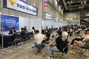 “불안한 검찰보다 경찰에 더 관심”… 경찰청 문 두드리는 예비 법조인