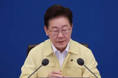 李대통령 지지율 45% ‘소폭 반등’…긍·부정평가 동률