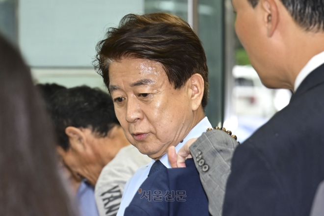 ‘불법 정치자금 수수’ 노웅래, 1심 이어 항소심도 무죄