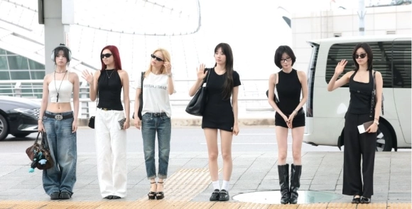 베이비몬스터, 출국하는 YG 힙한 공주님들