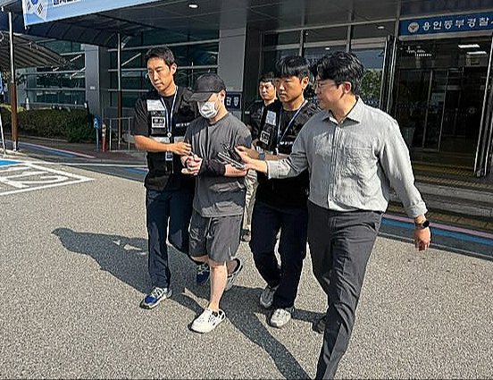 ‘캐리비안베이’ 불법촬영  A씨 영장실질심사. 연합뉴스 독자제공