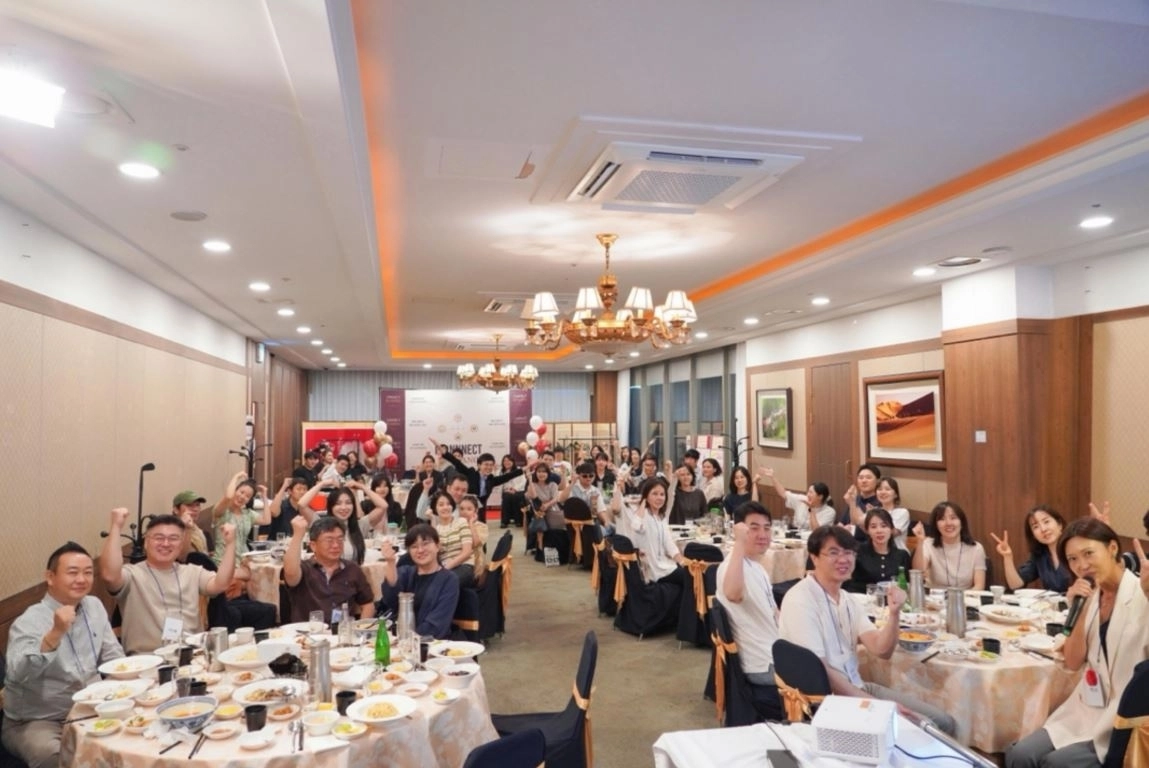 ▲ 지난 20일 성남시 서현 만강홍에서 열린 분당 청년미래연합 ‘제1회 CONNECT BUNDANG’. (사진=경기도의회)