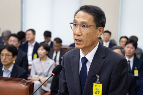 유재성 경찰청장 직무대행, 국회 업무보고