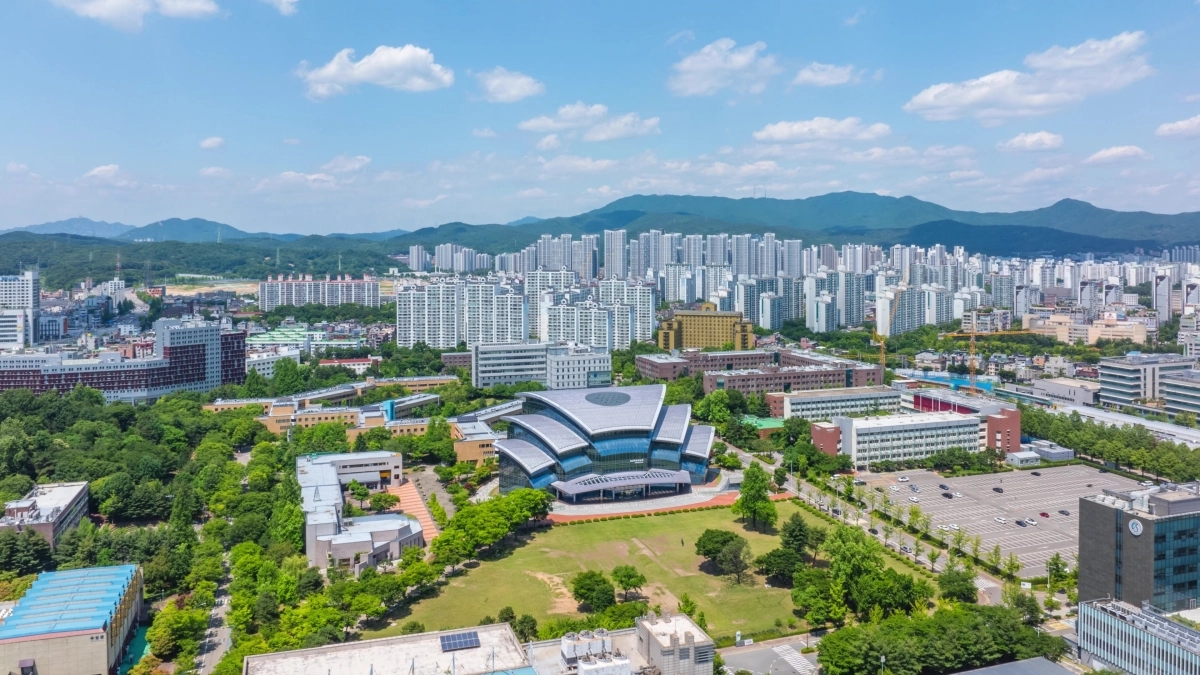 성균관대학교는 2027학년도 수시모집에서 2378명을 선발한다. 성균관대학교 자연과학캠퍼스 전경. 성균관대 제공