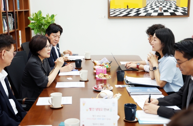 지속가능관광지방정부협의회 김보라 회장, 국회 찾아 관련법 개정 건의