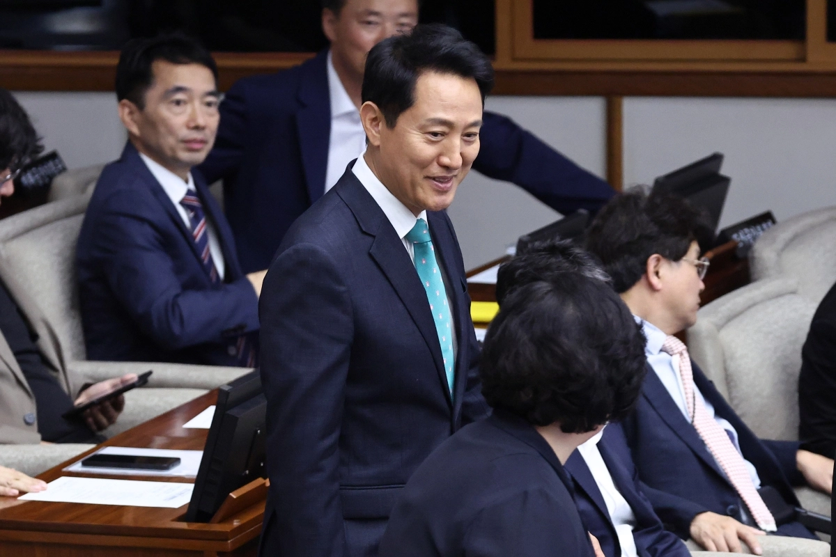 서울시의회 본회의 참석한 오세훈 시장