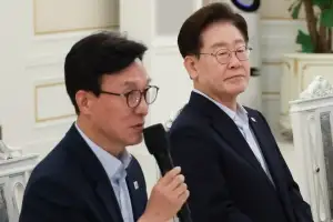 김민석, 李 초청 만찬서 “걱정하시는 일 없도록 하겠다”