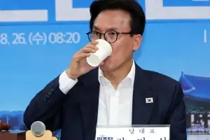 김민석, 李대통령에 “인요한, 적십자사 회장 임명 안 했으면”