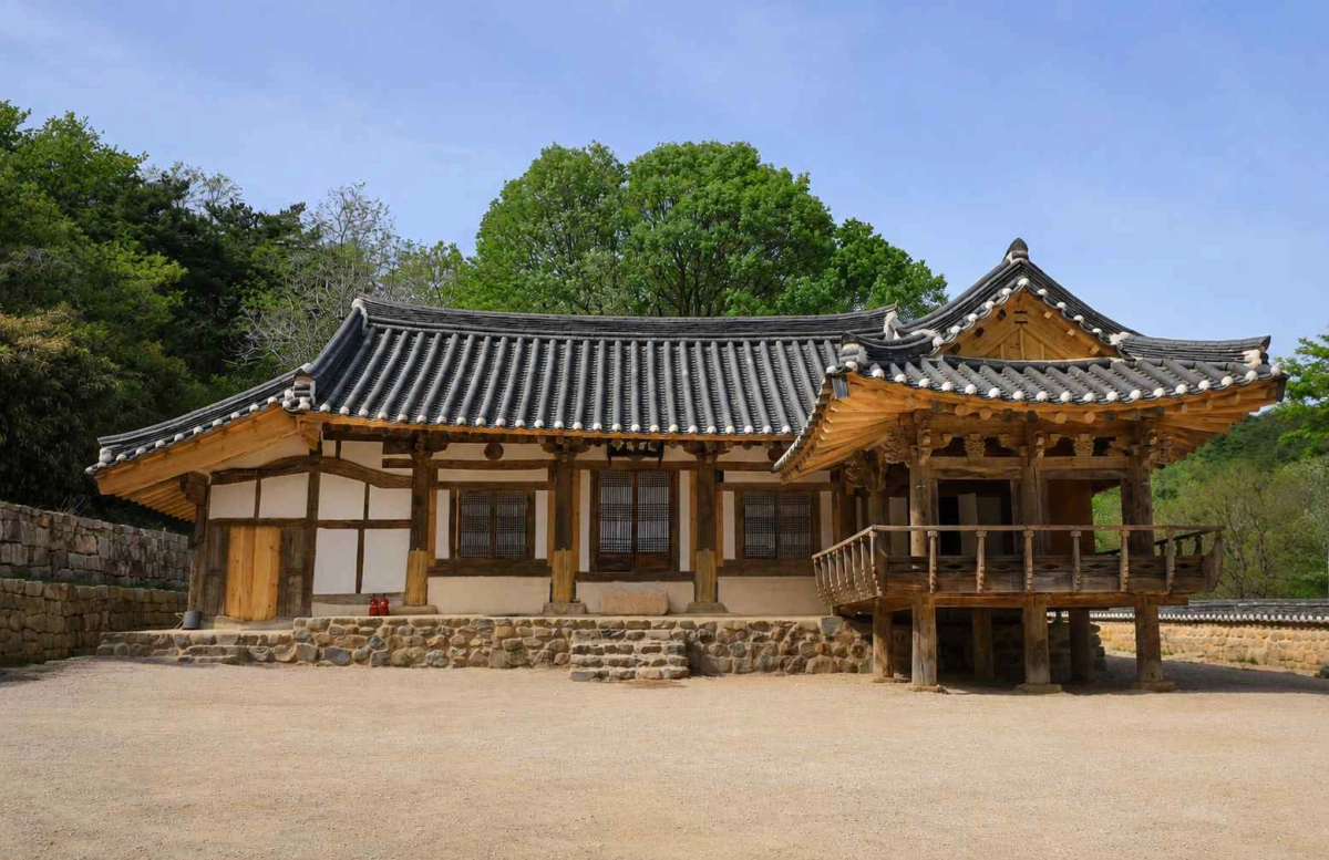 경북 포항에 위치한 조선 문중의 제사 공간 건축물 ‘포항 여강이씨 달전재사’의 정면 모습. 국가유산청 제공