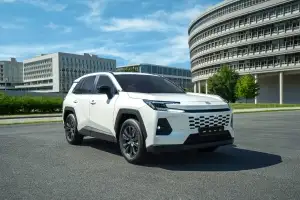 6세대 ‘RAV4’로 하이브리드 시장 공략