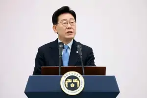 李대통령 “재외국민 아홉 분 생사 불명…조기 생환 성원해달라”