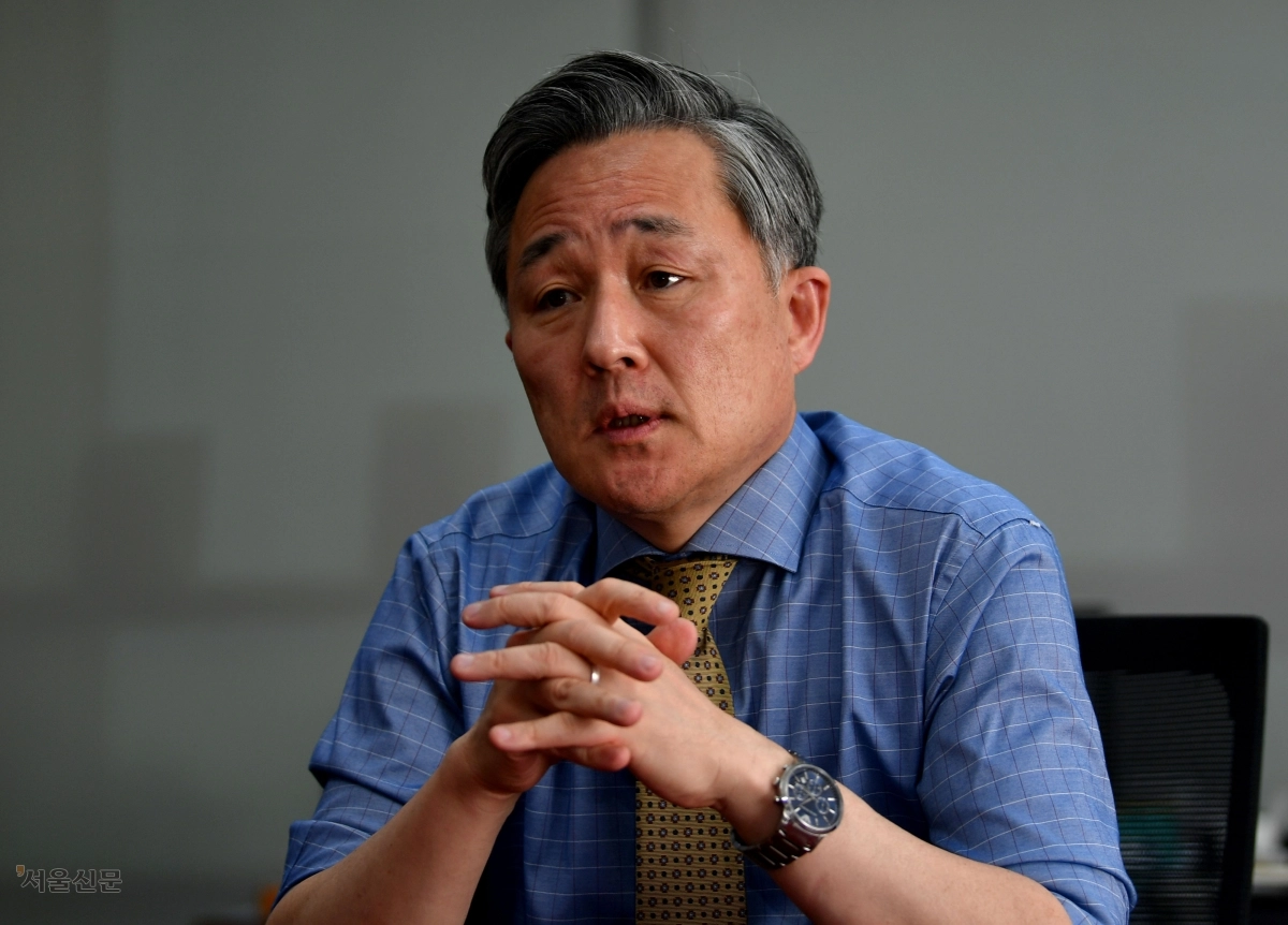 표창원