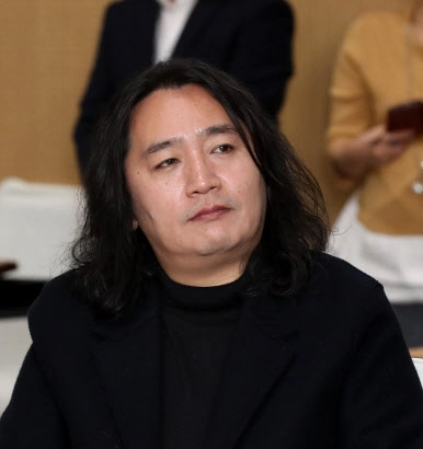 밴드 시나위의 리더이자 기타리스트인 신대철씨. 연합뉴스
