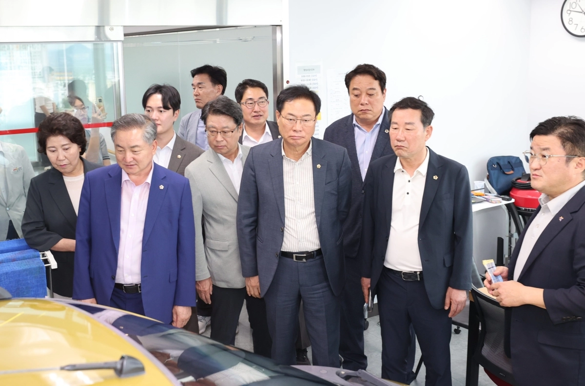 경북도의회 행정보건복지위원회 현지확인. 경북도의회 제공