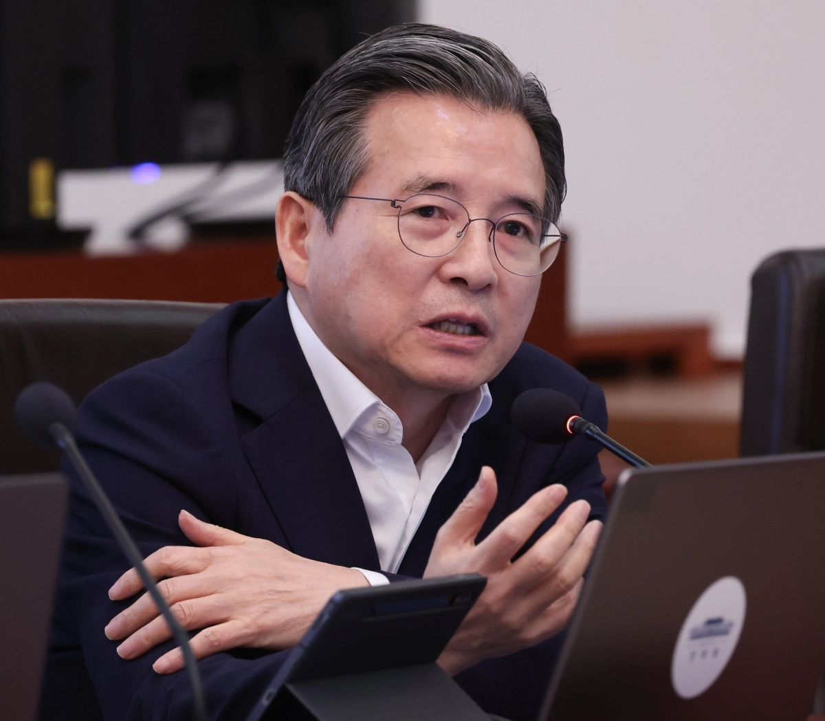 김용범 정책실장이 25일 청와대에서 열린 이재명 대통령 주재 국무회의에서 발언하고 있다. 2026.8.25 연합뉴스