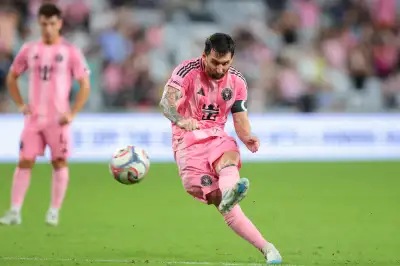 메시, 부친상 슬픔 딛고 MLS 한 경기 4골 폭발…득점 선두